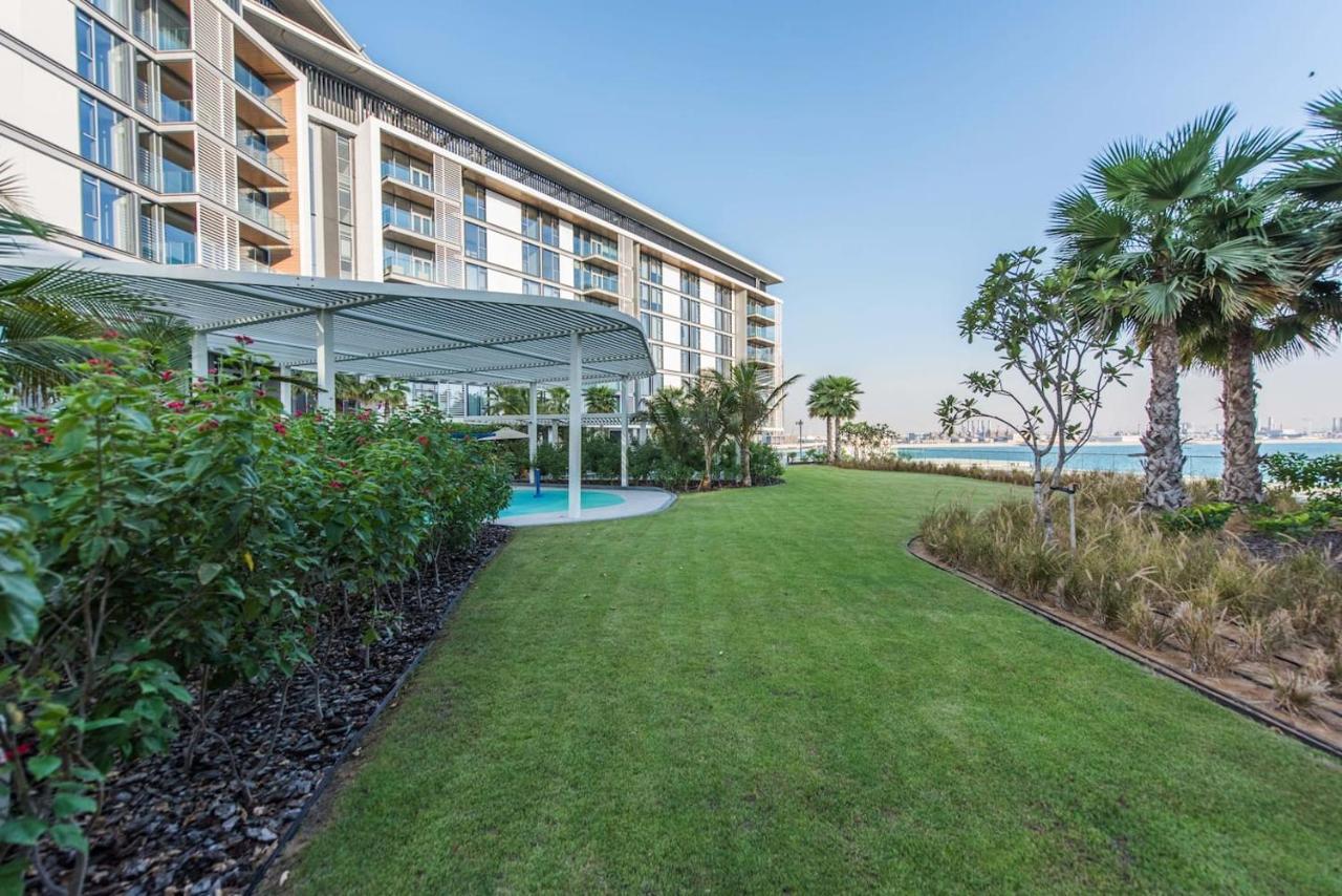 Luxe 3 Bedroom Oceanfront Apartment In The Heart Of Bluewaters Island Dubai Exterior foto