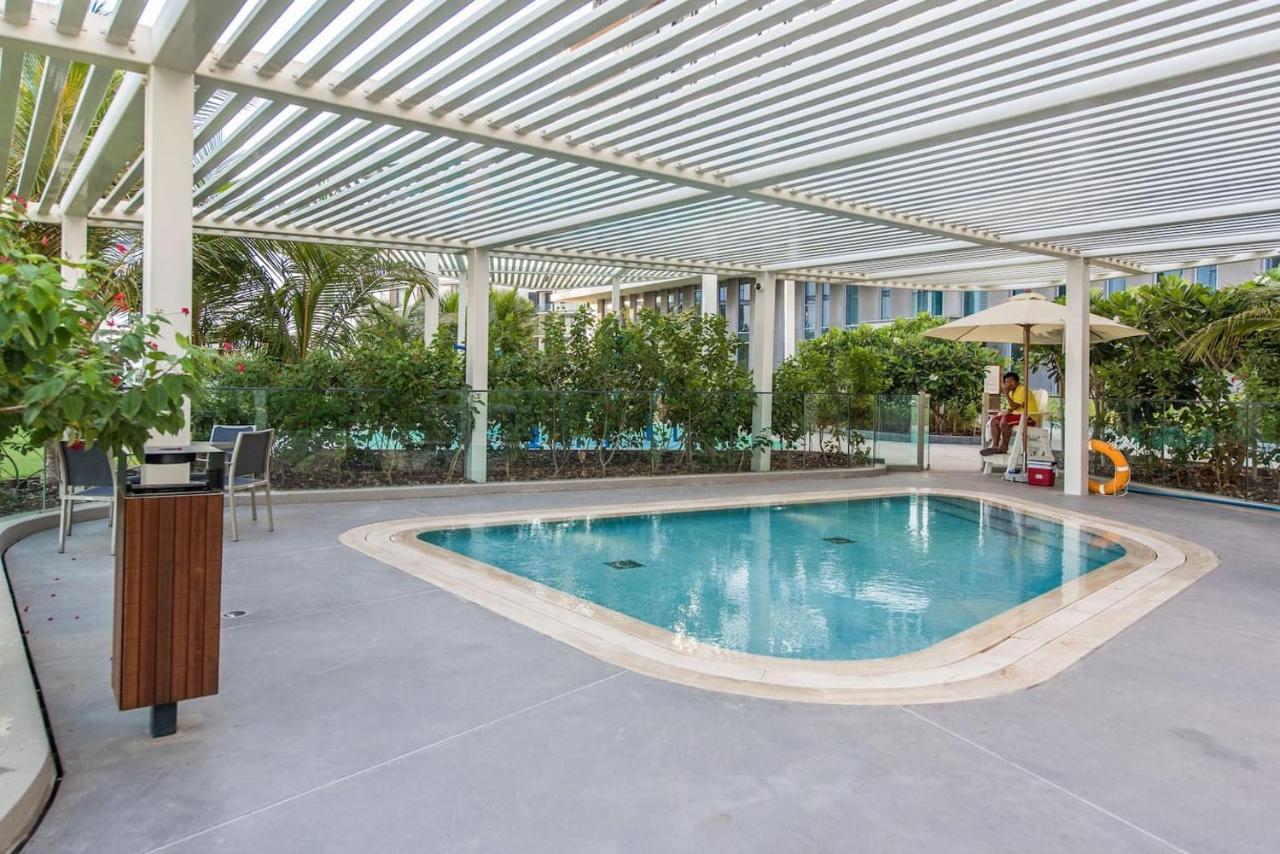 Luxe 3 Bedroom Oceanfront Apartment In The Heart Of Bluewaters Island Dubai Exterior foto