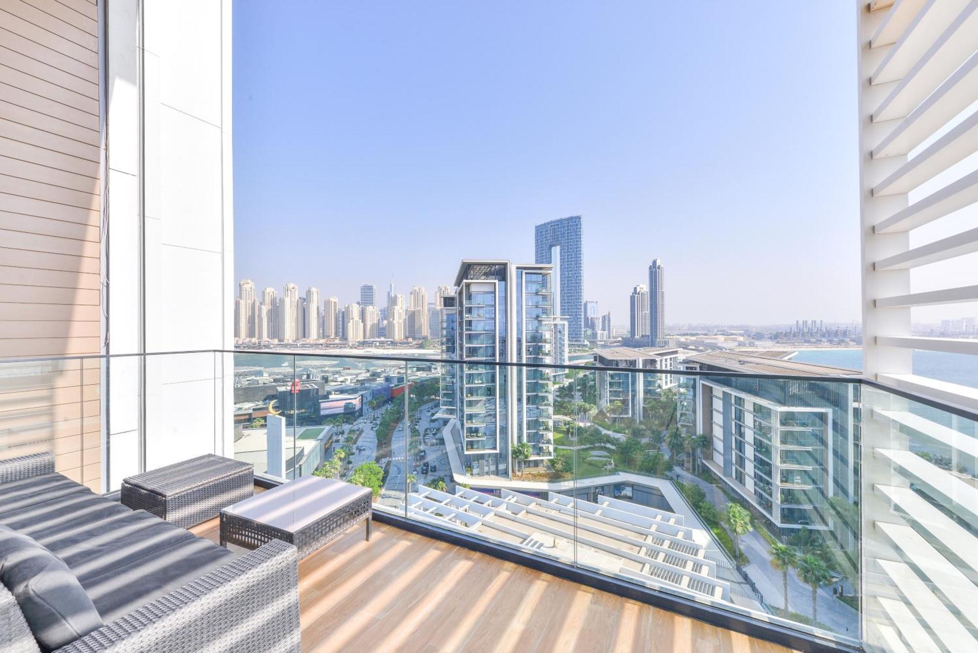 Luxe 3 Bedroom Oceanfront Apartment In The Heart Of Bluewaters Island Dubai Exterior foto